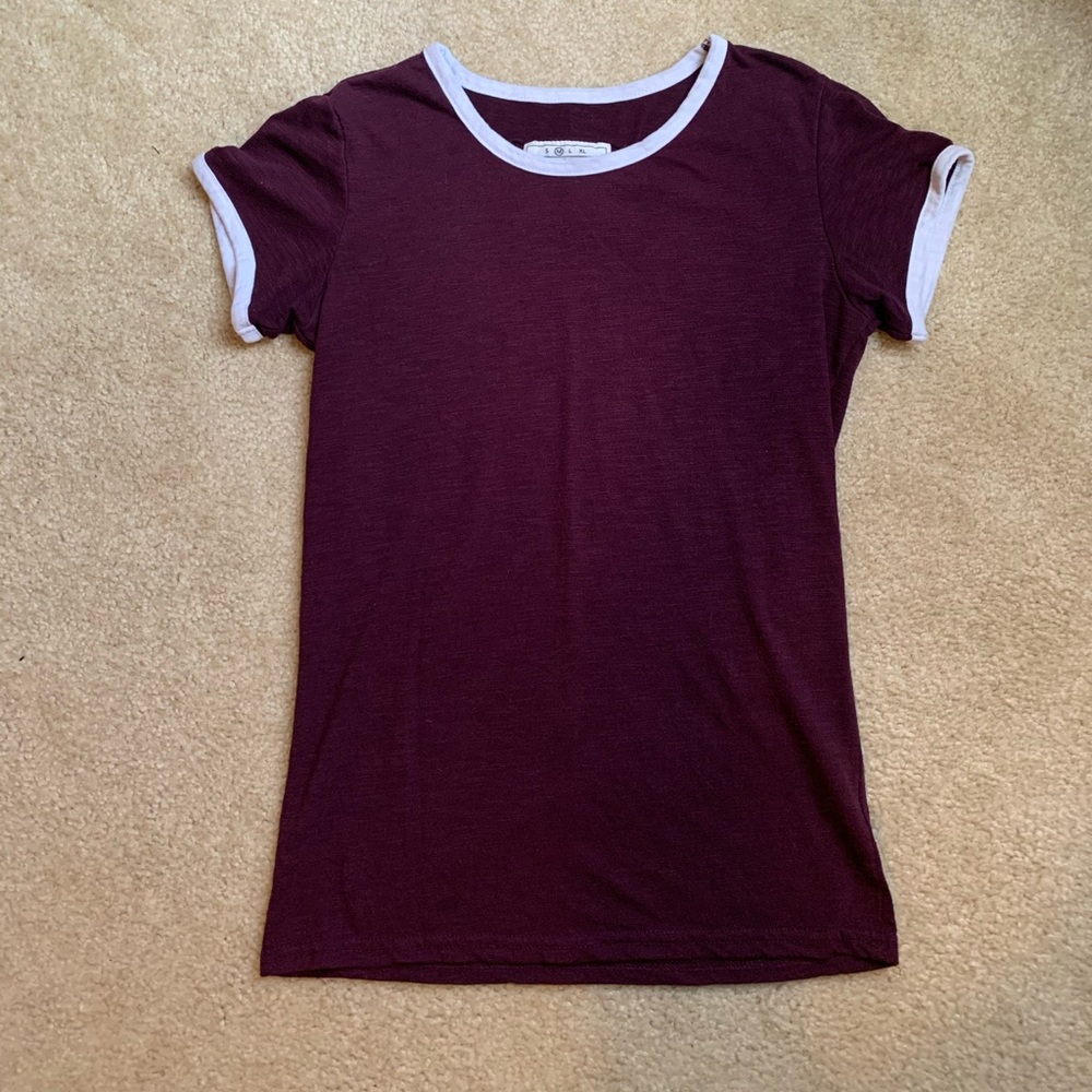 Maroon & white t shirt